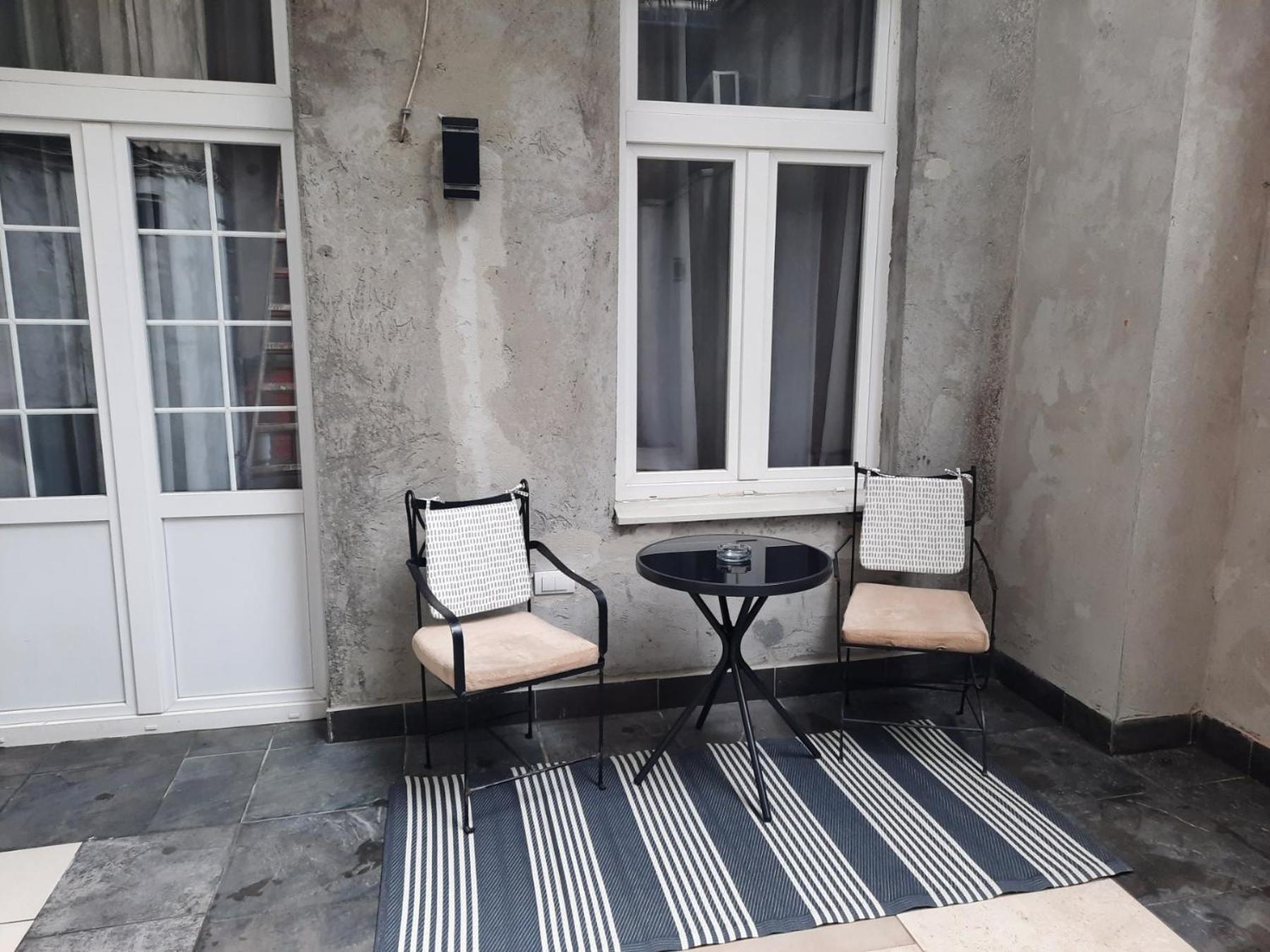 Apartament Authentic Belgrade Centre - Split Level Loft With Patio In Courtyard Zewnętrze zdjęcie