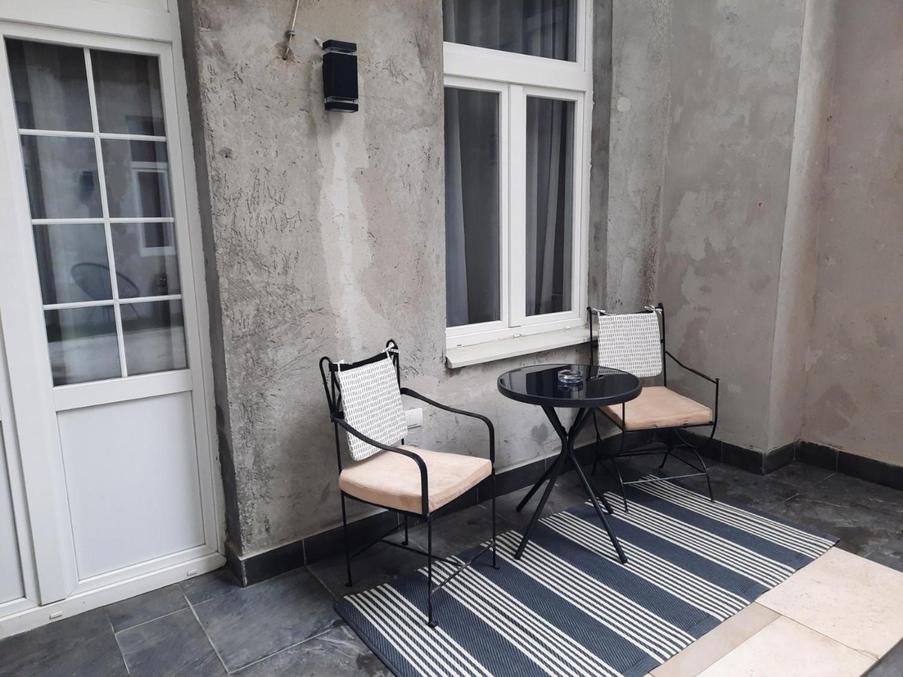 Apartament Authentic Belgrade Centre - Split Level Loft With Patio In Courtyard Zewnętrze zdjęcie